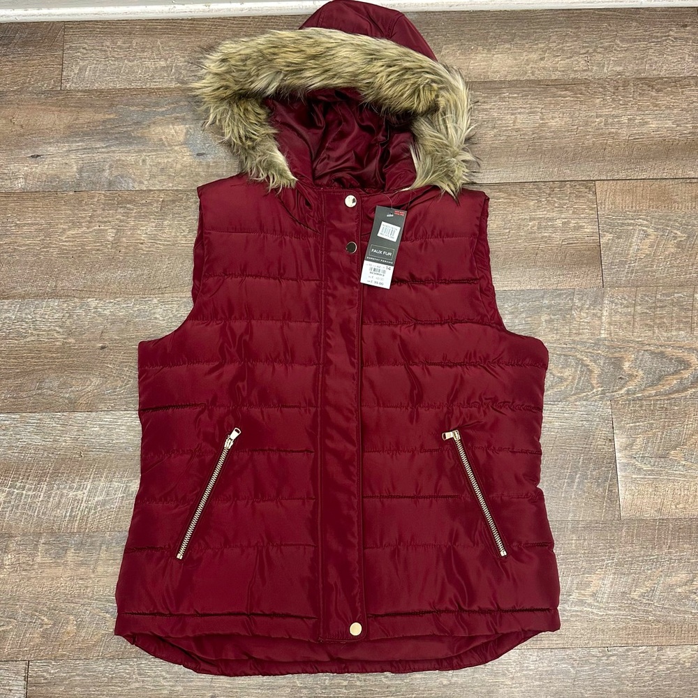 Faux fur hooded vest size 10